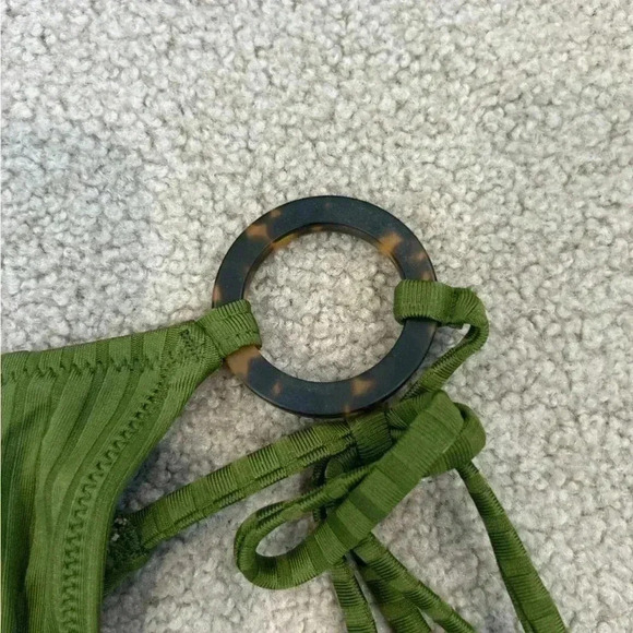 NWT J crew green Wide-rib curved-waist cheeky string bikini bottom with rings - Picture 5 of 7